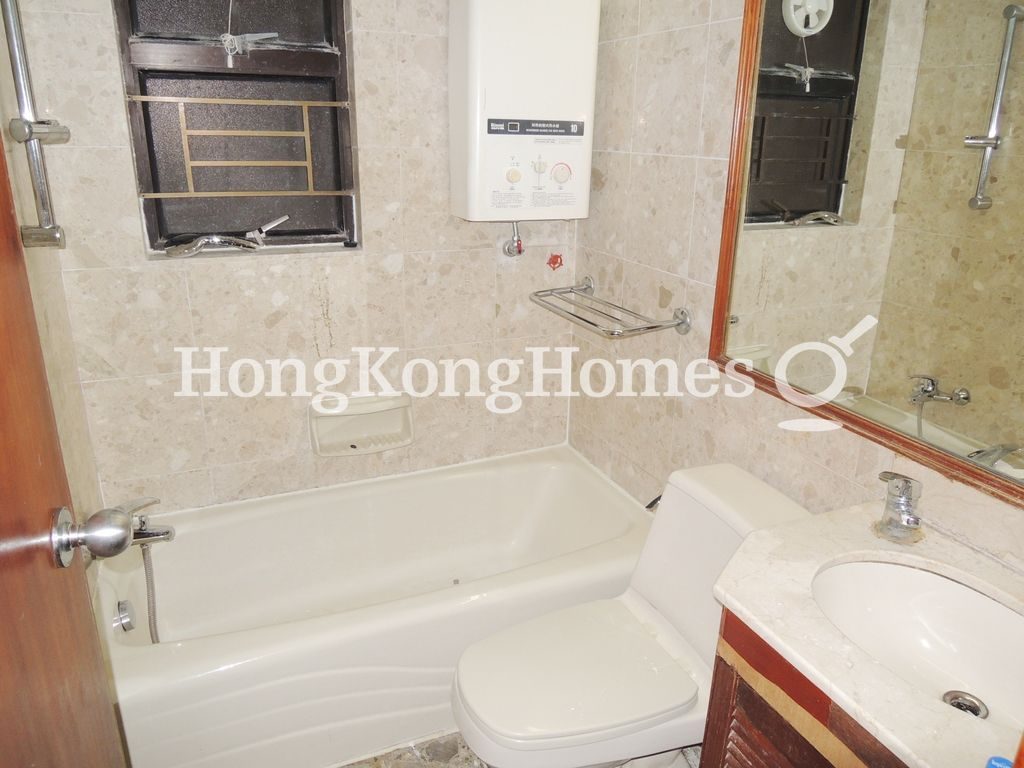 Guest Bathroom — Blessings Garden I, Mid-levels West