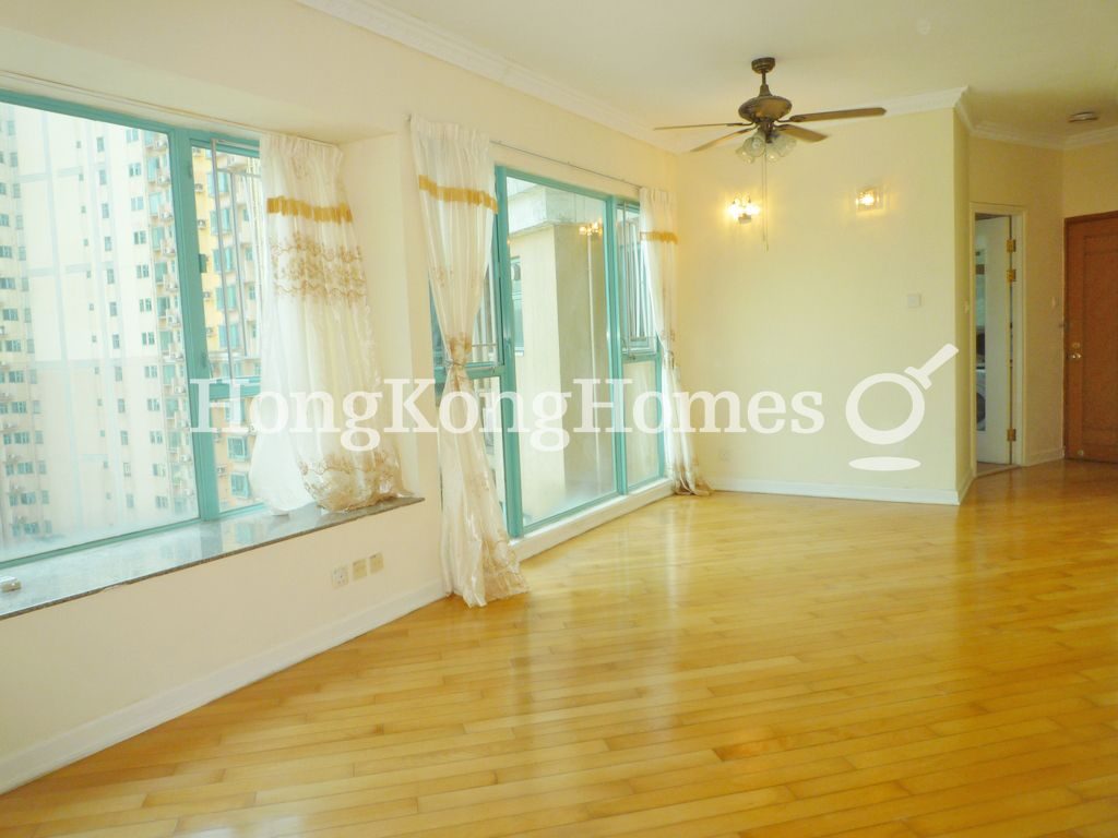 Living and Dining Room — Siena 2 - Graceful Mansion, Discovery Bay