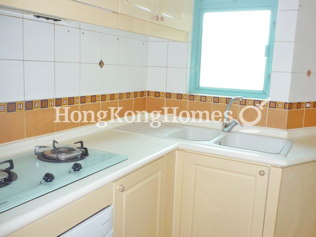 Kitchen — Siena 2 - Graceful Mansion, Discovery Bay