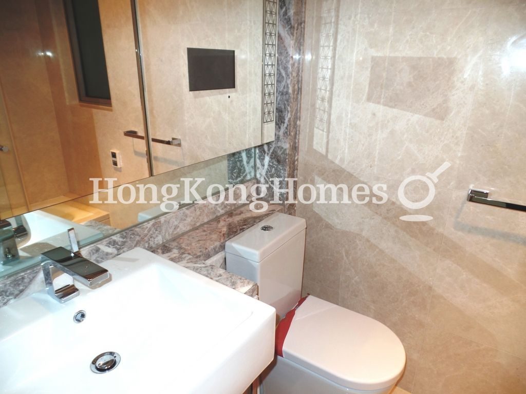 Guest Bathroom — The Avenue - Phase 1 - Tower 5, Wan Chai