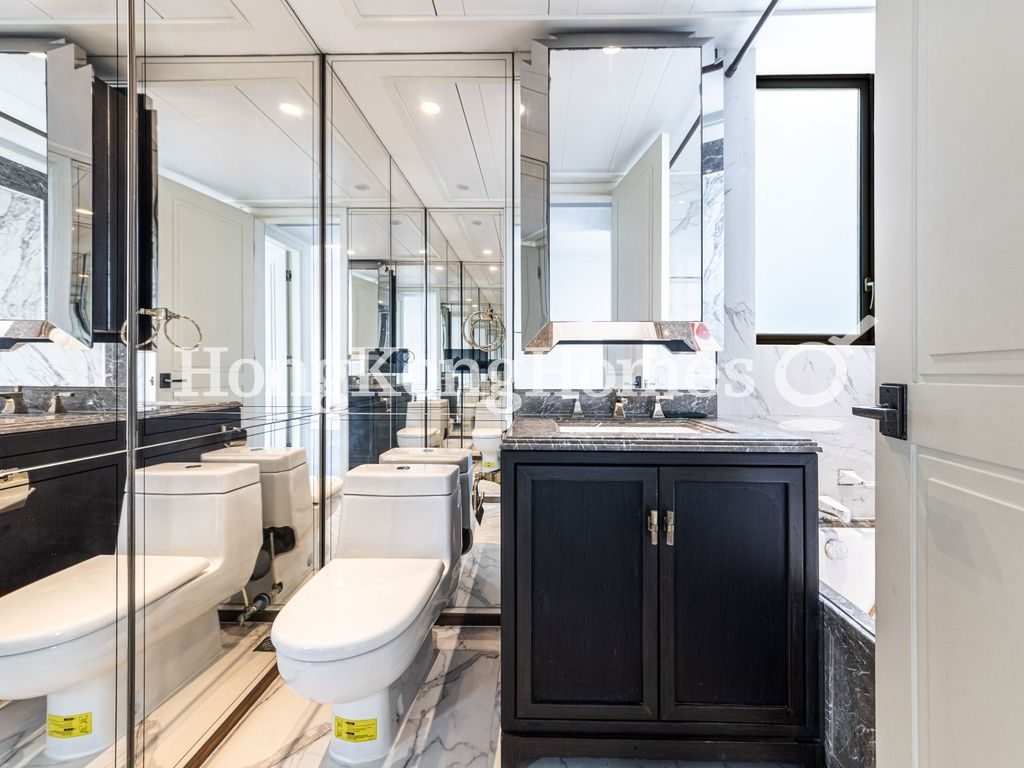 Guest Bathroom — Castle One, Mid-levels West