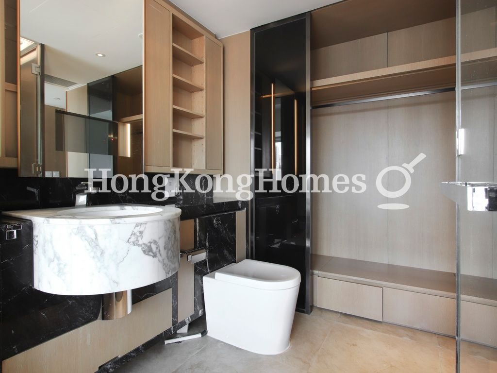 Bathroom — Gramercy, Mid-levels West