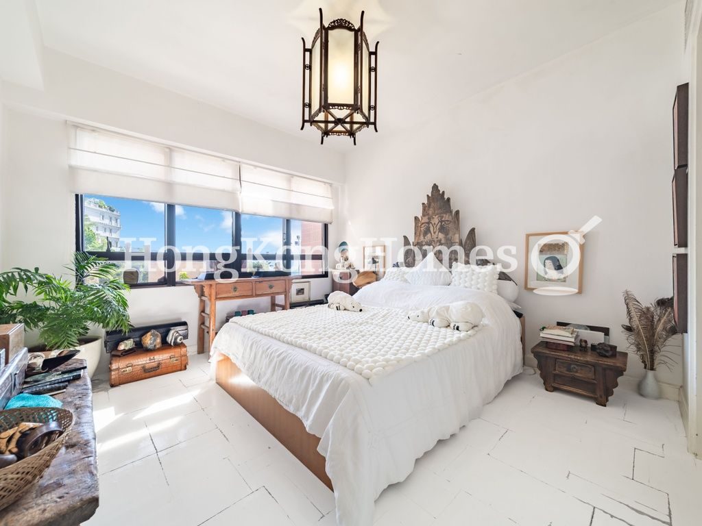 Master Bedroom — Pacific View - Block 05, Tai Tam
