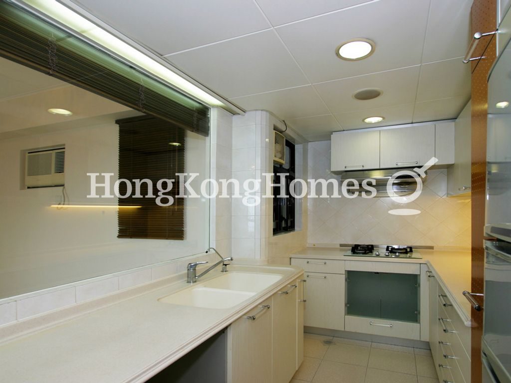 Kitchen — Valiant Park, Mid-levels West