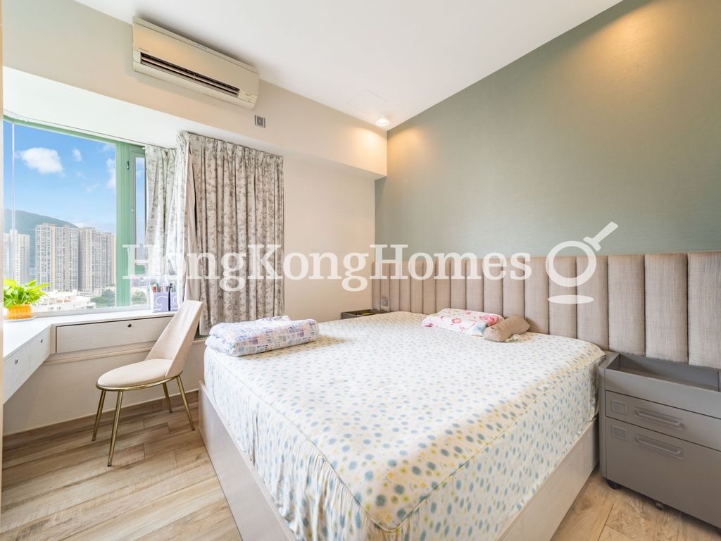 Master Bedroom — Y.I., Tai Hang