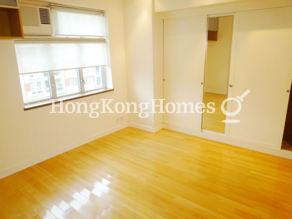 Master Bedroom — Moon Fair Mansion, Mid-levels East