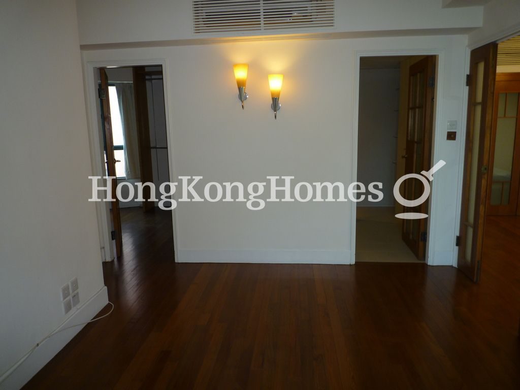 Master Bedroom — Hillsborough Court - Block 01, Mid-levels Central