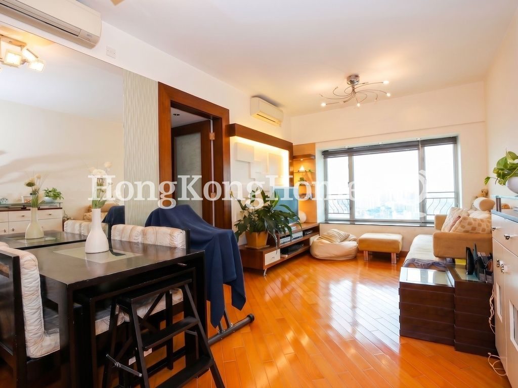 Living and Dining Room — Sorrento Tower - 3, Tsim Sha Tsui