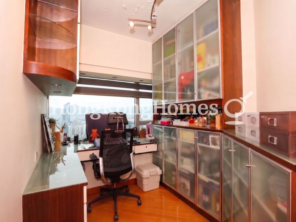 Second Bedroom — Sorrento Tower - 3, Tsim Sha Tsui
