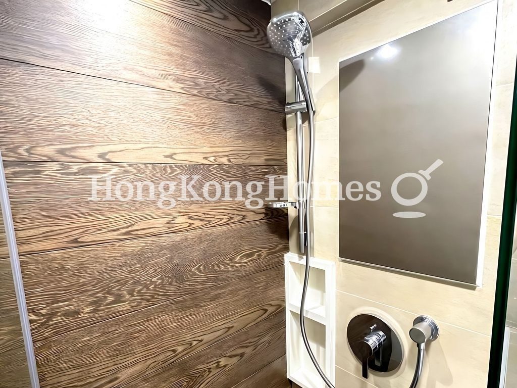 Bathroom — Grandview Tower - Block B, Mid-levels East