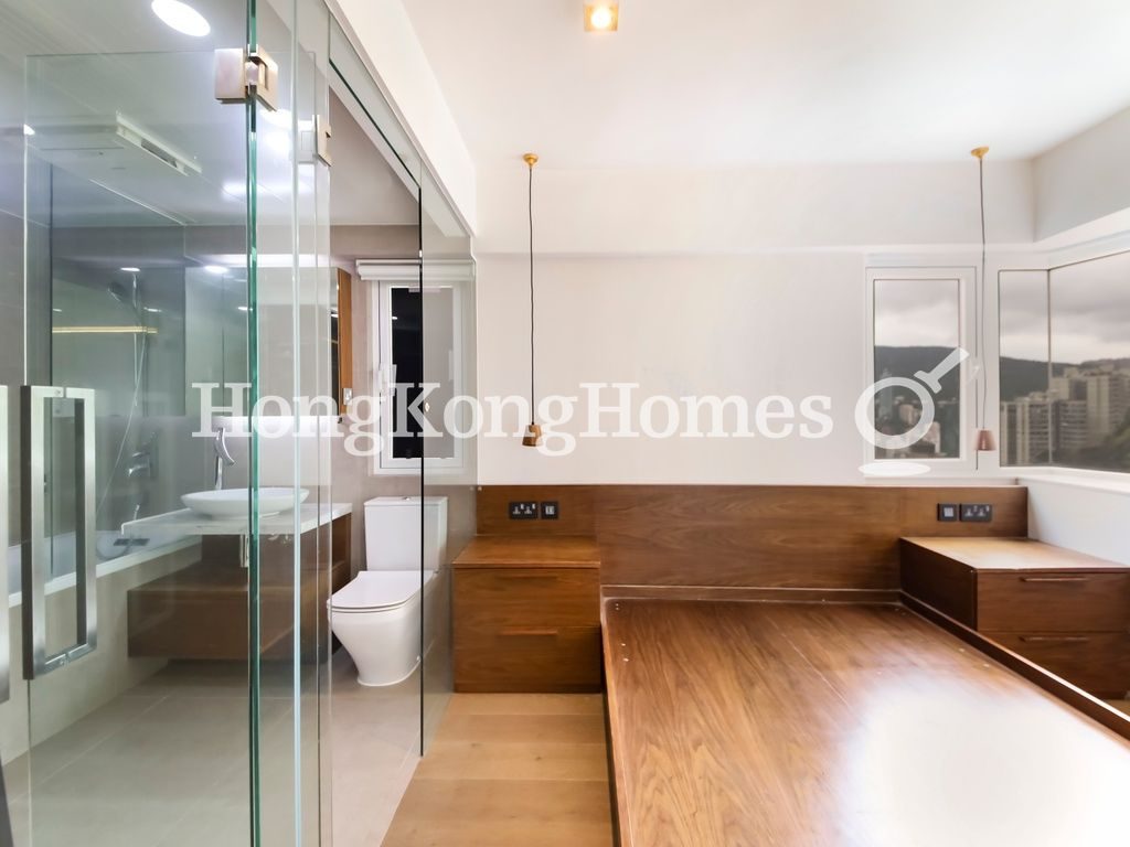 Master Bedroom — Grandview Tower - Block A, Mid-levels East