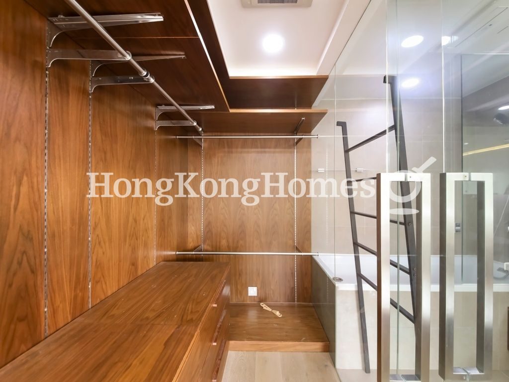 Walk-in Closet in Master Bedroom — Grandview Tower - Block A, Mid-levels East
