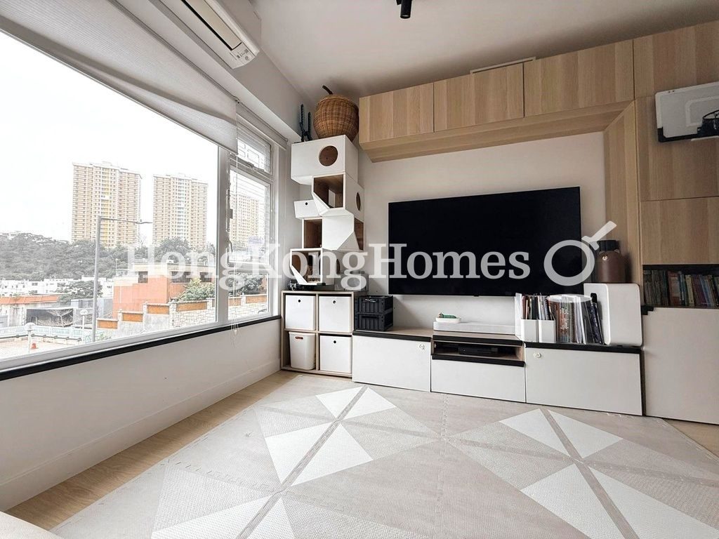 Living Room — Linden Heights, Jardine's Lookout