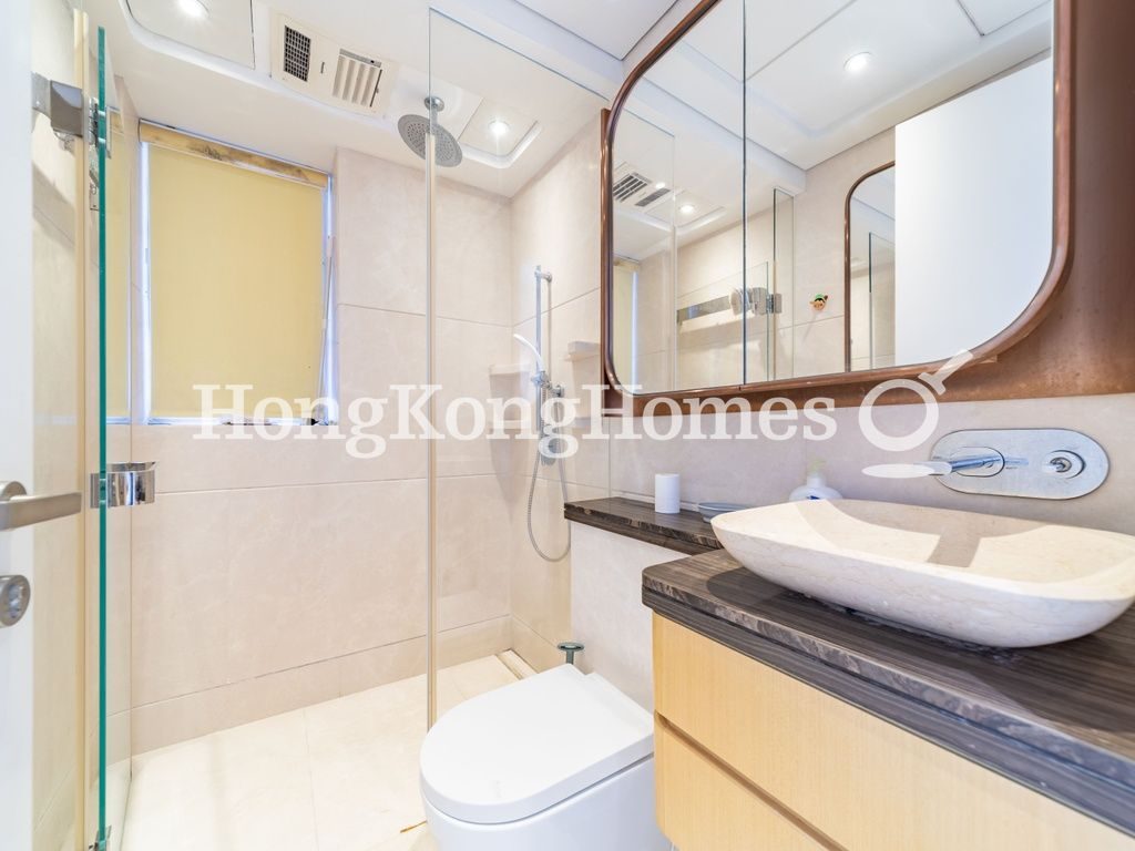 Guest Bathroom — Cadogan, Western / Kennedy Town