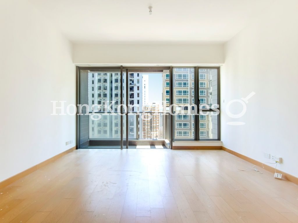 Living and Dining Room — Island Crest - Tower 1, Sai Ying Pun