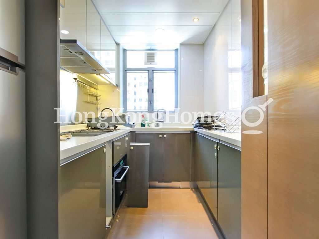 Kitchen — Island Crest - Tower 1, Sai Ying Pun