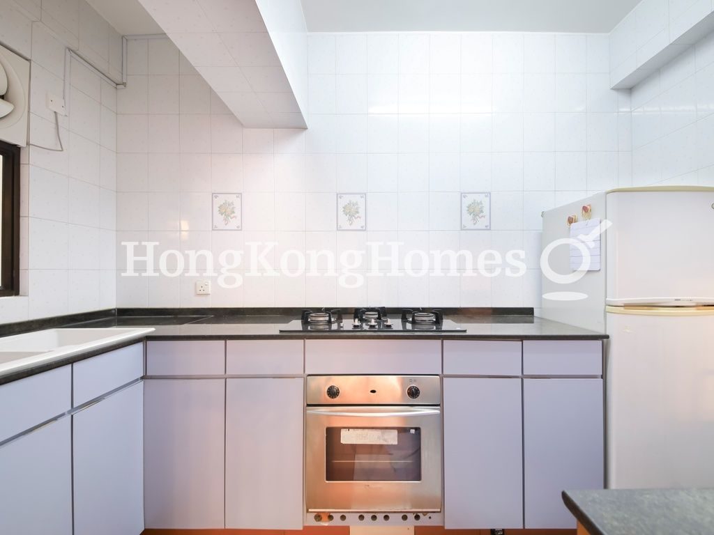 Kitchen — Realty Gardens - Paris Court, Mid-levels West