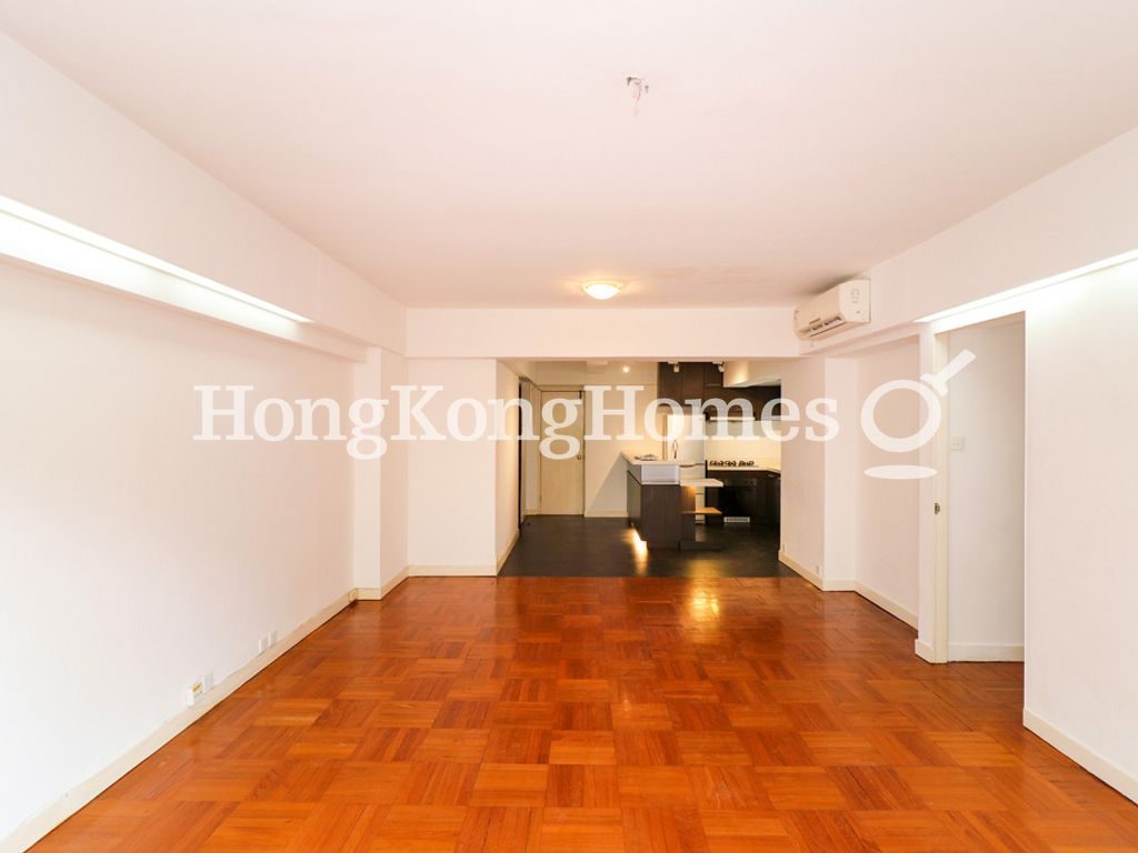 Living and Dining Room — Realty Gardens - Vienna Court, Mid-levels West