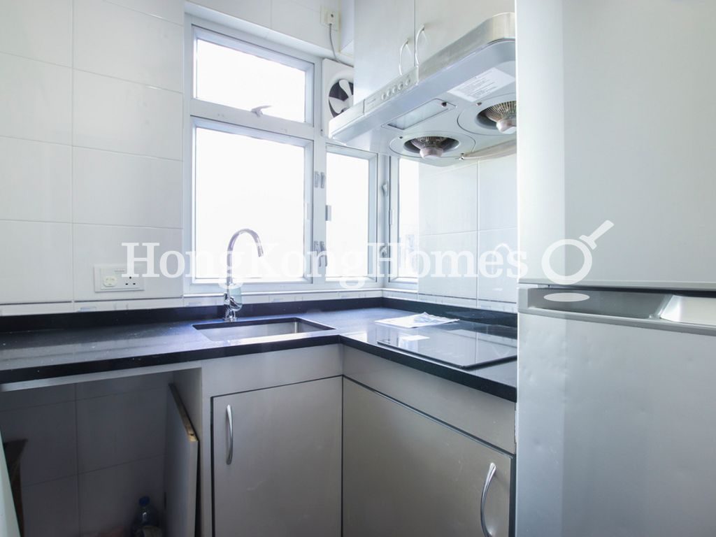 Kitchen — Windsor Court, Mid-levels West