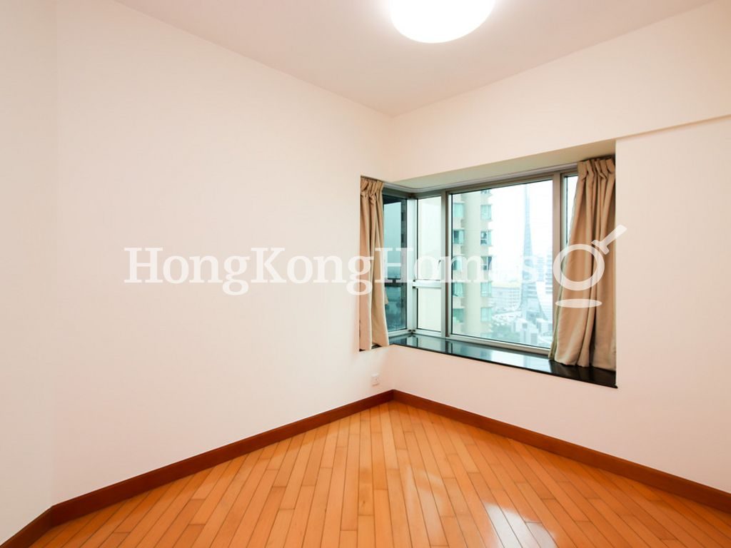 Master Bedroom — Sorrento Tower - 6, Tsim Sha Tsui