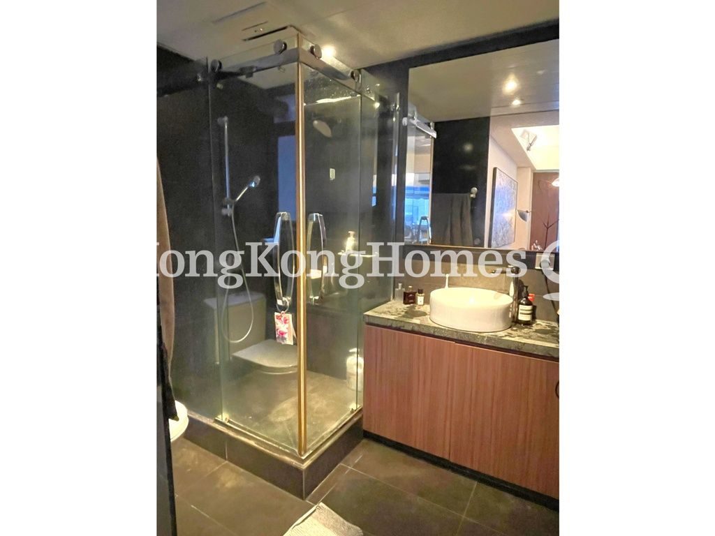 Bathroom — Wing Tak Mansion - Block A, Wan Chai
