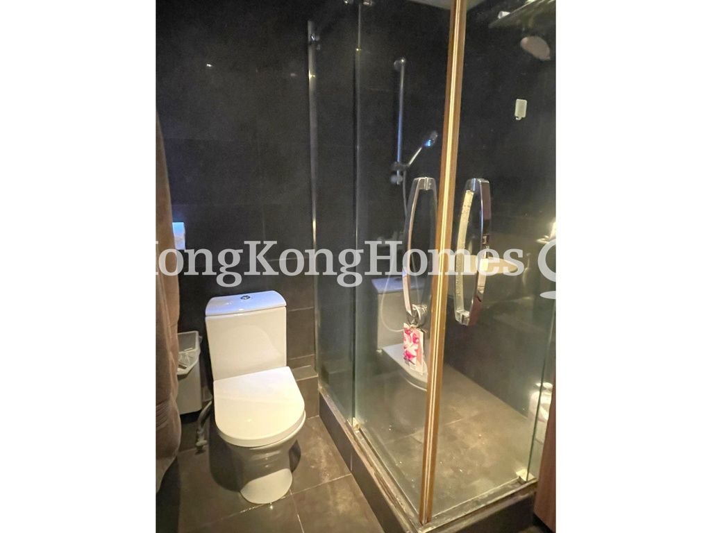 Bathroom — Wing Tak Mansion - Block A, Wan Chai