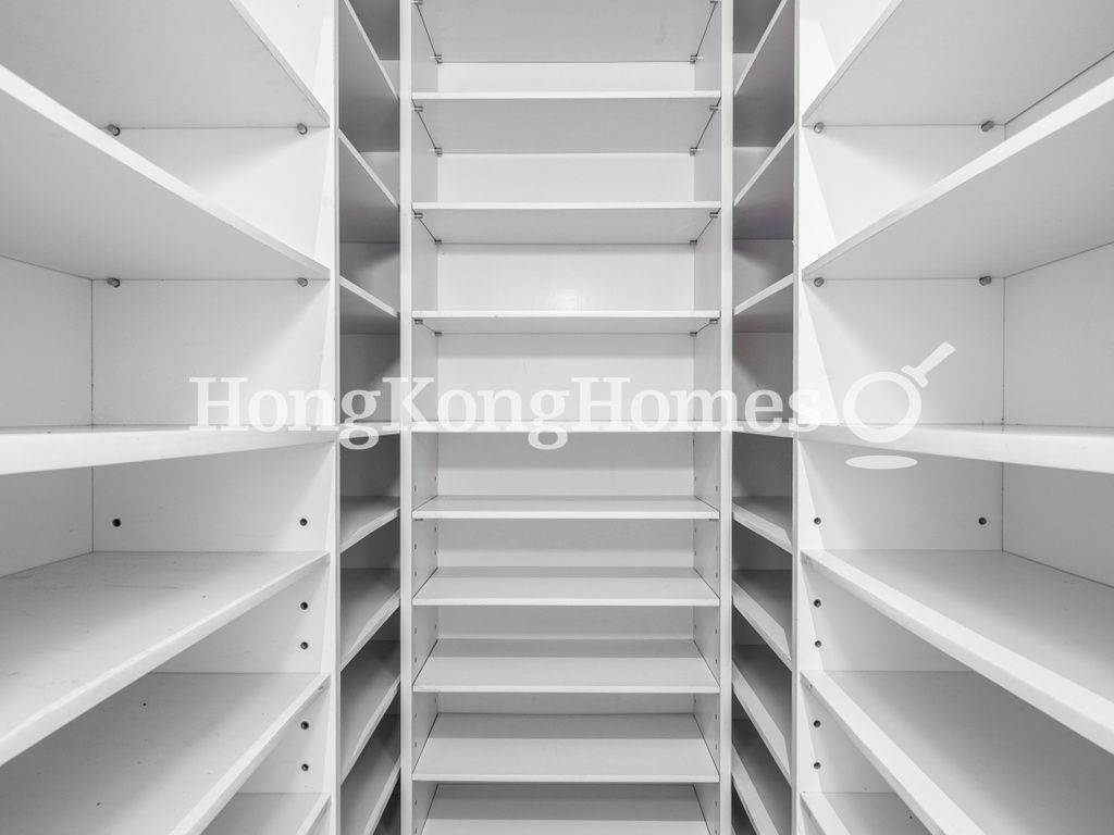 Shoe Cabinet/Store Room In Foyer — Village Terrace, 35-41, Happy Valley
