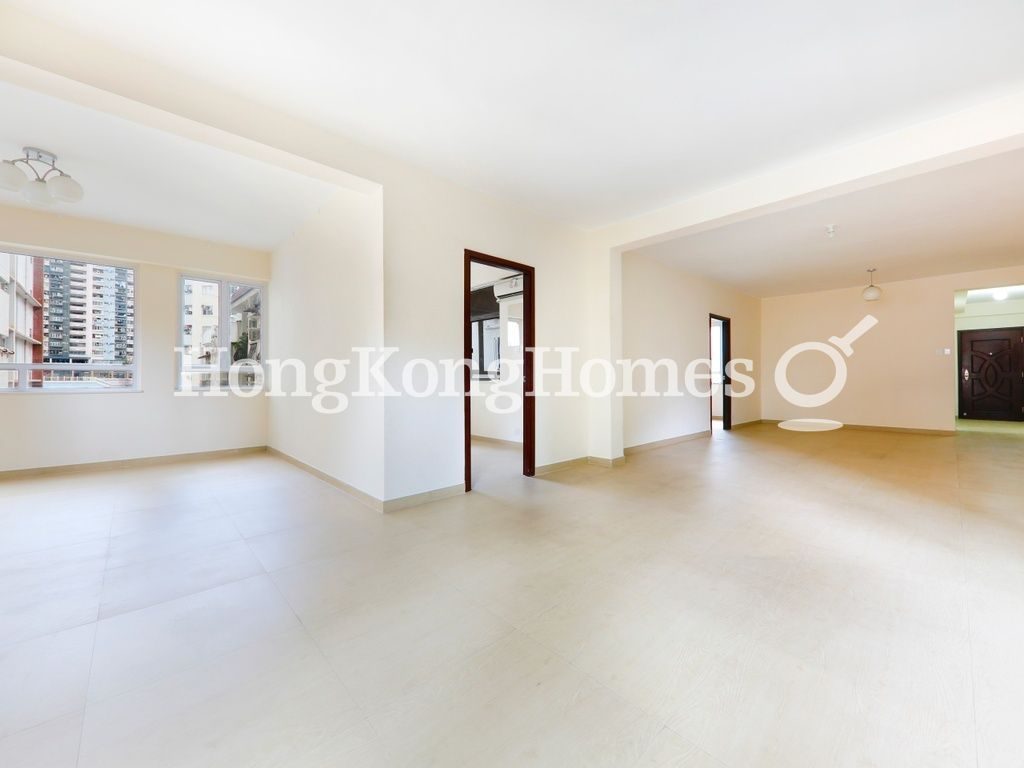 Living and Dining Room — Yik Kwan Villa, Tai Hang