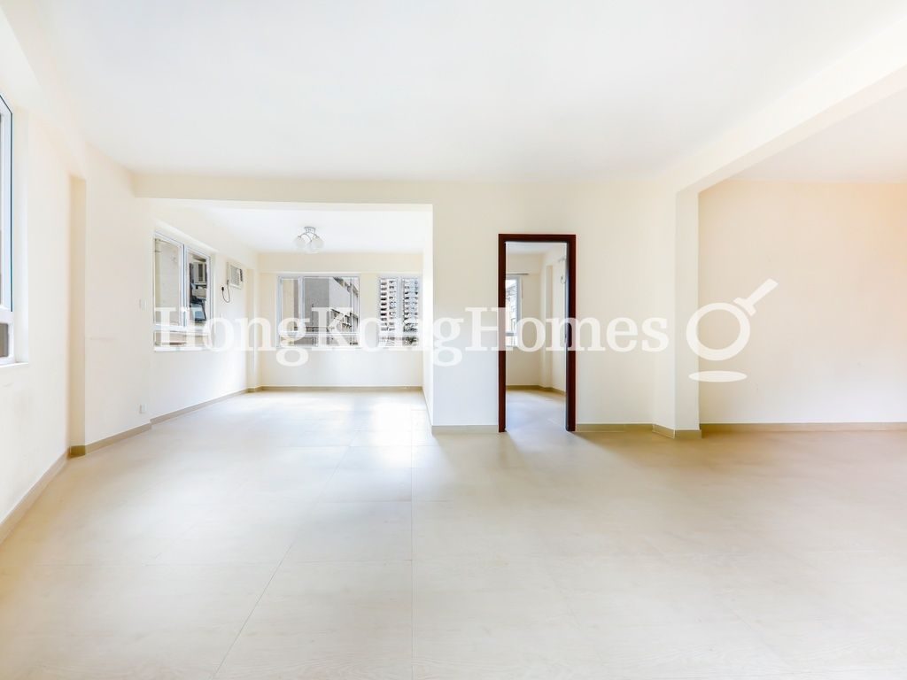 Living and Dining Room — Yik Kwan Villa, Tai Hang