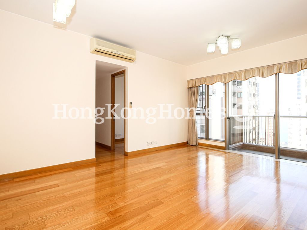Living and Dining Room — Island Crest - Tower 2, Sai Ying Pun
