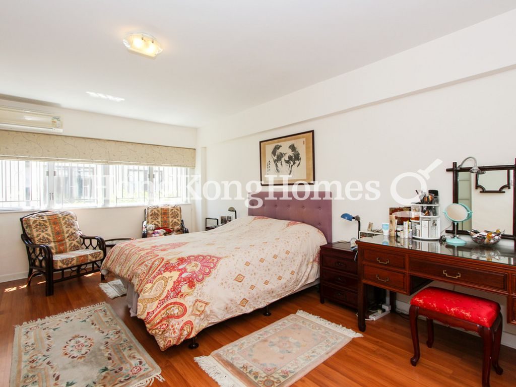 Master Bedroom — Parisian, Stanley