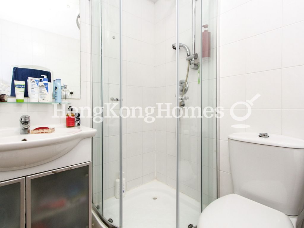 Master Bathroom — Parisian, Stanley