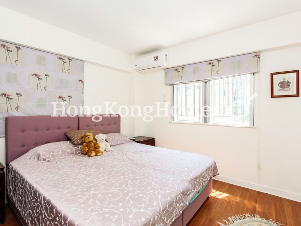 Second Bedroom — Parisian, Stanley
