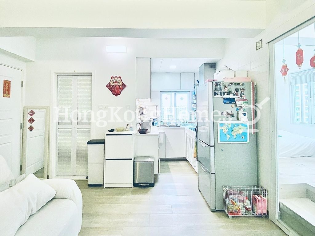 Living and Dining Area — Nam Hung Mansion - Block A, Western / Kennedy Town