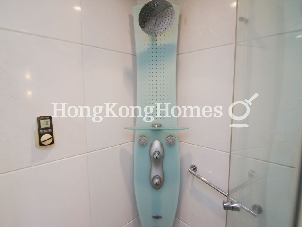 Guest Bathroom — The Harbourside - Tower 1, Tsim Sha Tsui