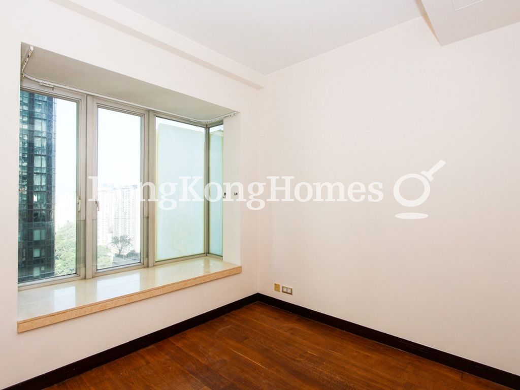 Master Bedroom — The Legend - Block 05, Jardine's Lookout