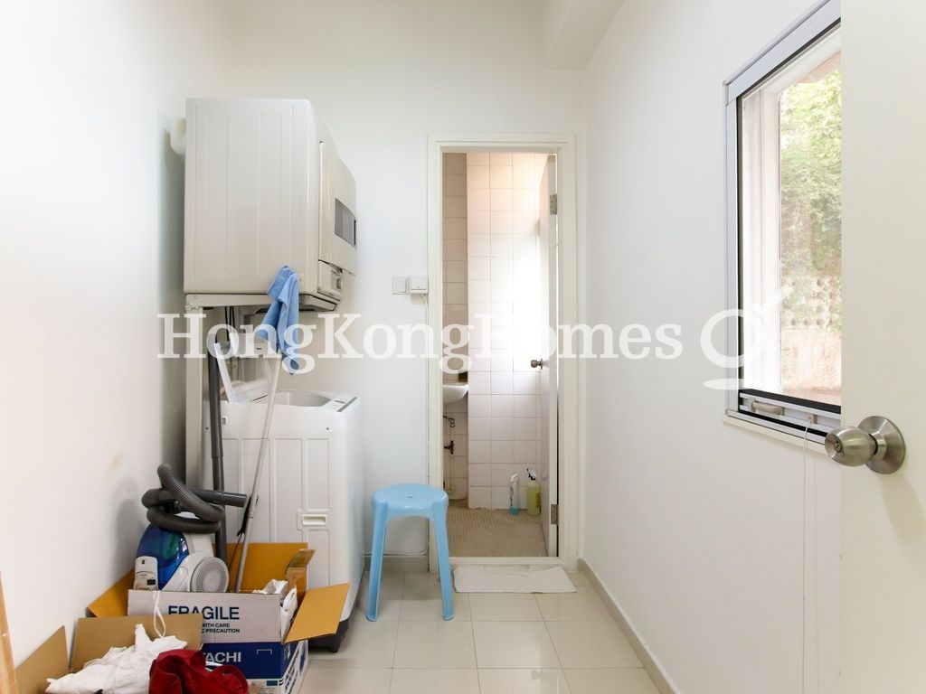 Maid's Room — Cypresswaver Villas - Block C, Chung Hom Kok