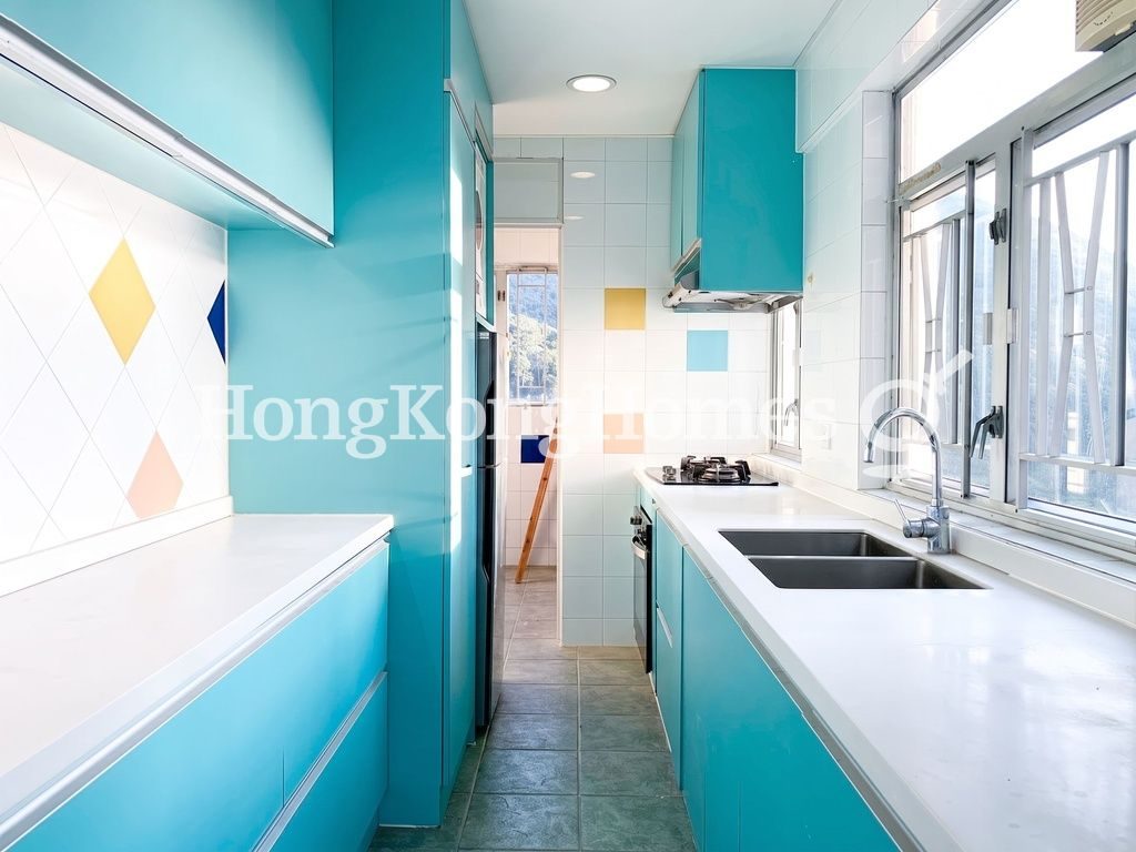 Kitchen — Emerald Garden, Pokfulam