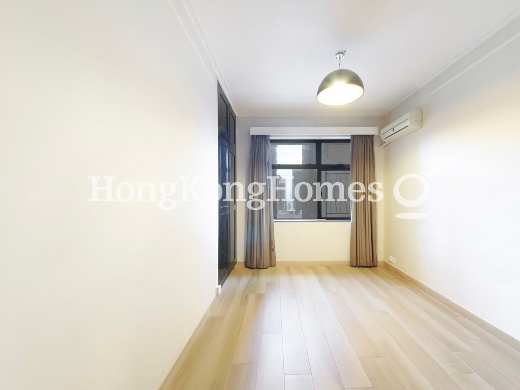 Third Bedroom — Parkway Court - Block B, Mid-levels West