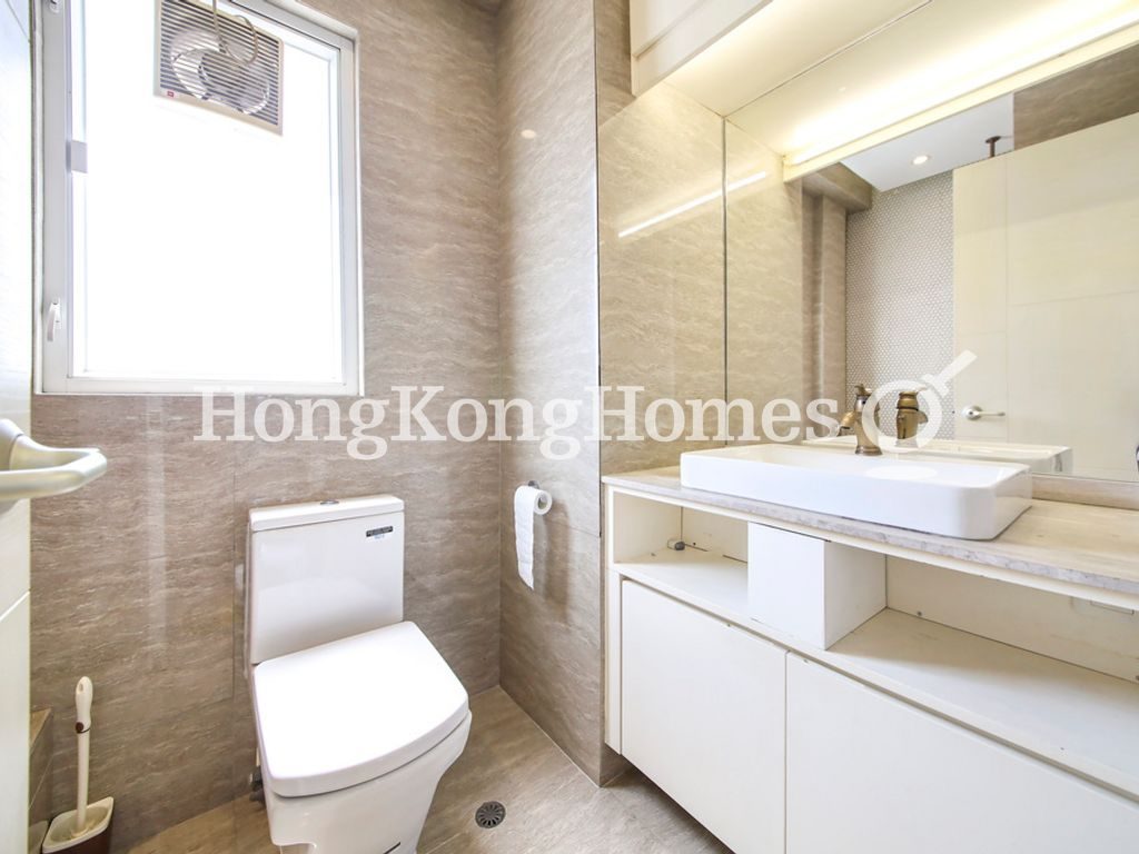 Guest Bathroom — The Redhill Peninsula - Block 08, Tai Tam