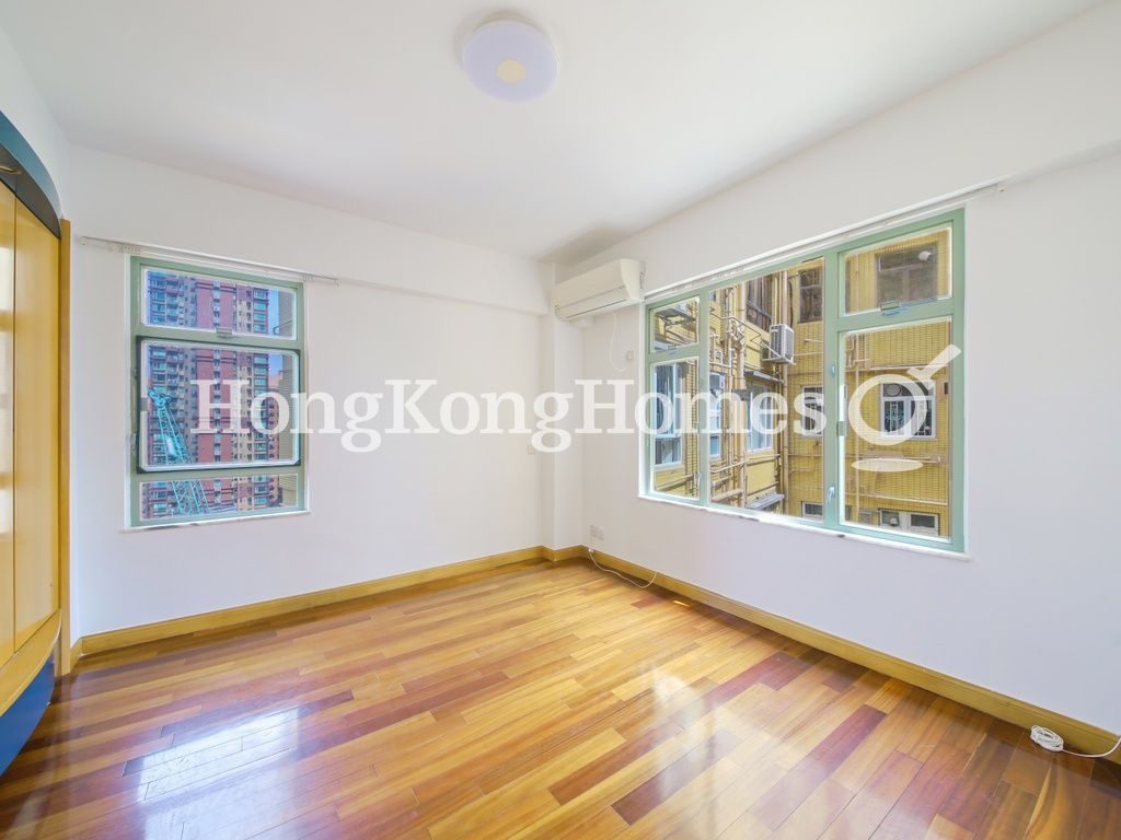Master Bedroom — Woodland Gardens - Block E-F, Mid-levels West