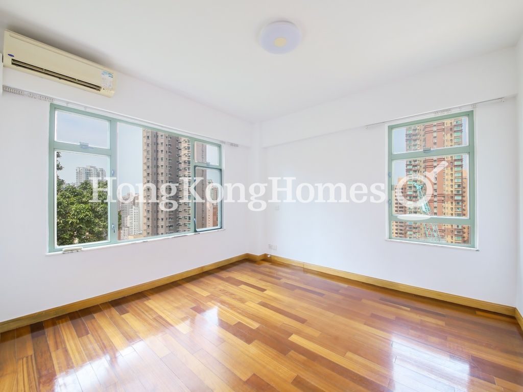 Second Bedroom — Woodland Gardens - Block E-F, Mid-levels West