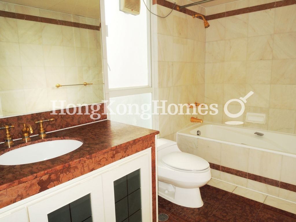 Master Bathroom — The Redhill Peninsula - Block 03, Tai Tam