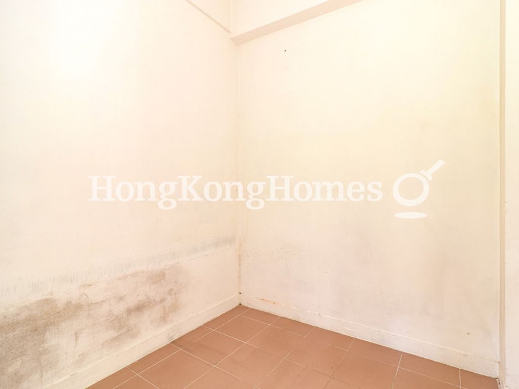 Maid's Room — Baguio Villa - Block 40, Pokfulam