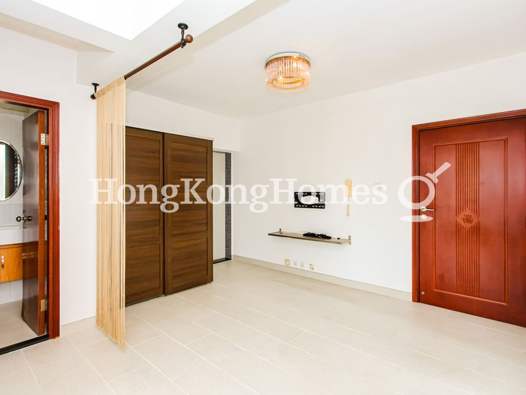 Living and Dining Room — Woodlands Court, Mid-levels West