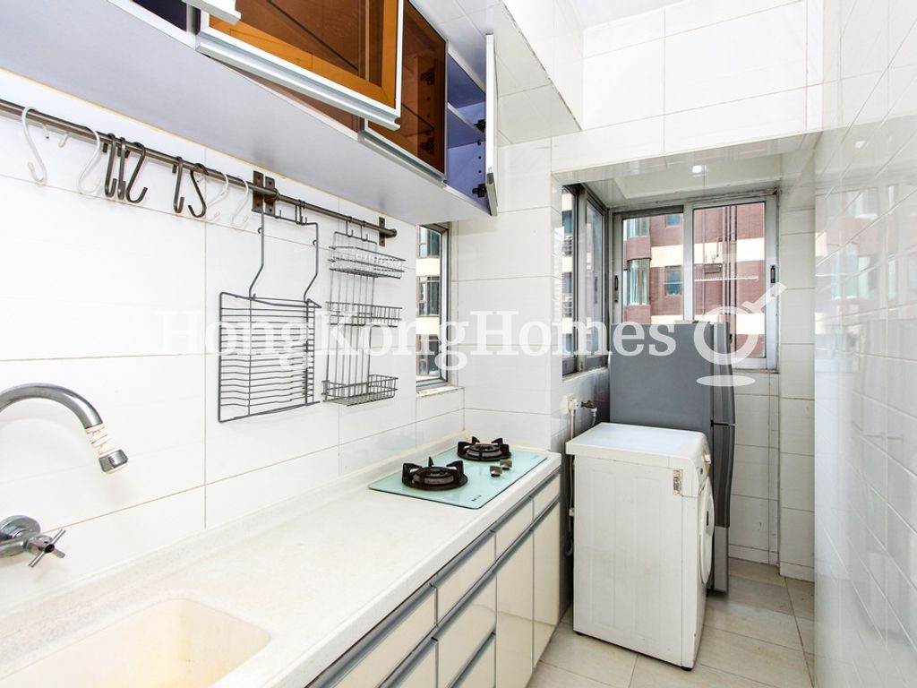 Kitchen — Woodlands Court, Mid-levels West