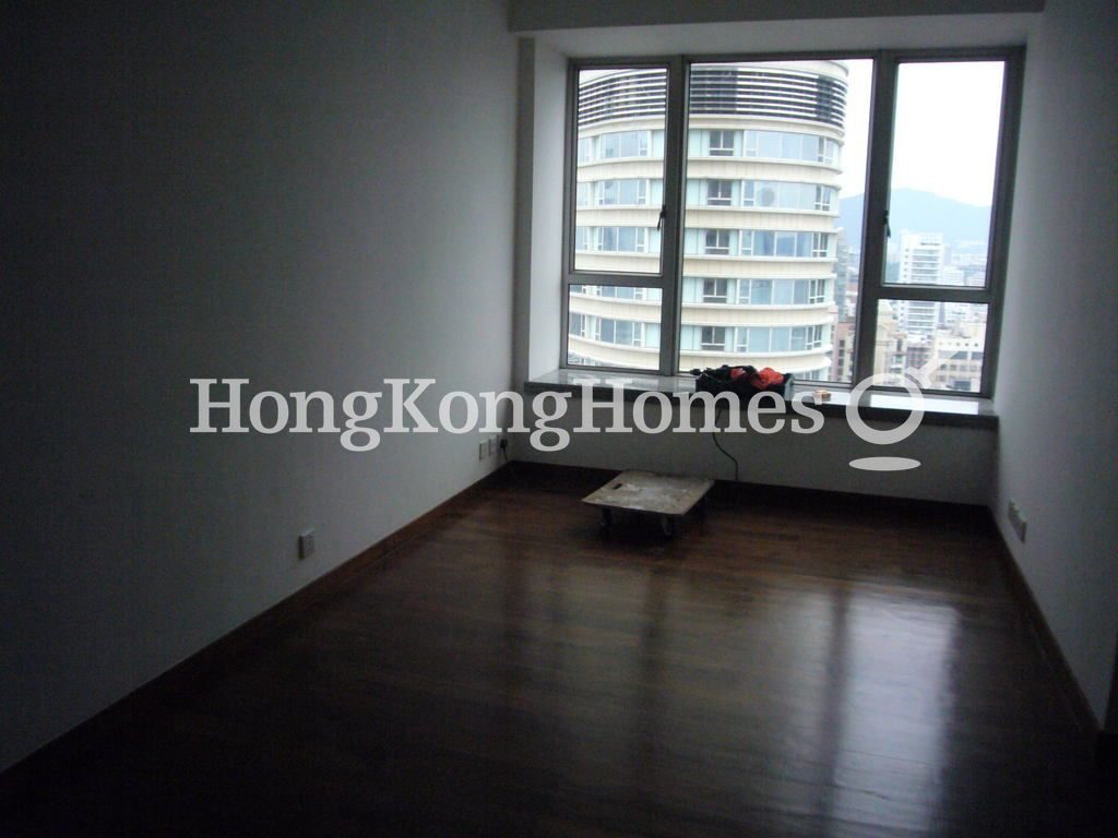 Master Bedroom — Harbour Pinnacle, Tsim Sha Tsui