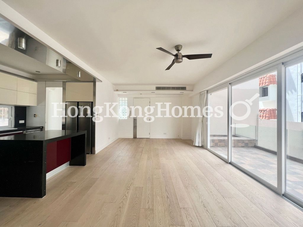 Living and Dining Room — Honourgarten, Pokfulam
