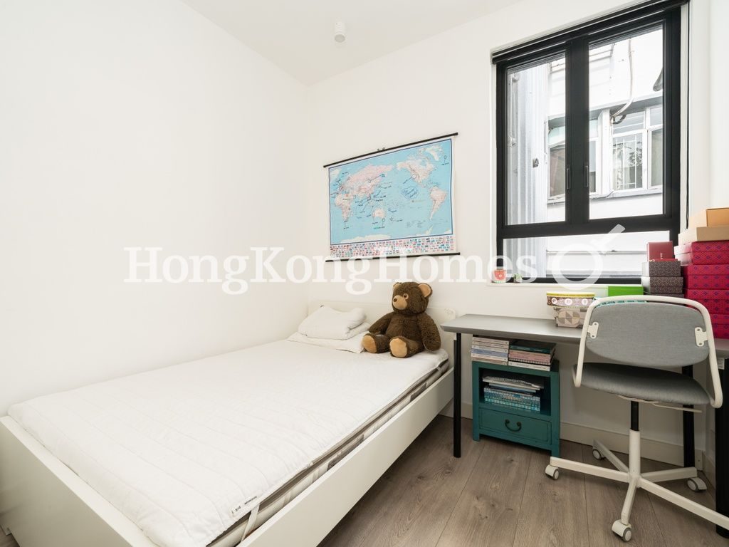 Third Bedroom — Mayflower Mansion, Tai Hang