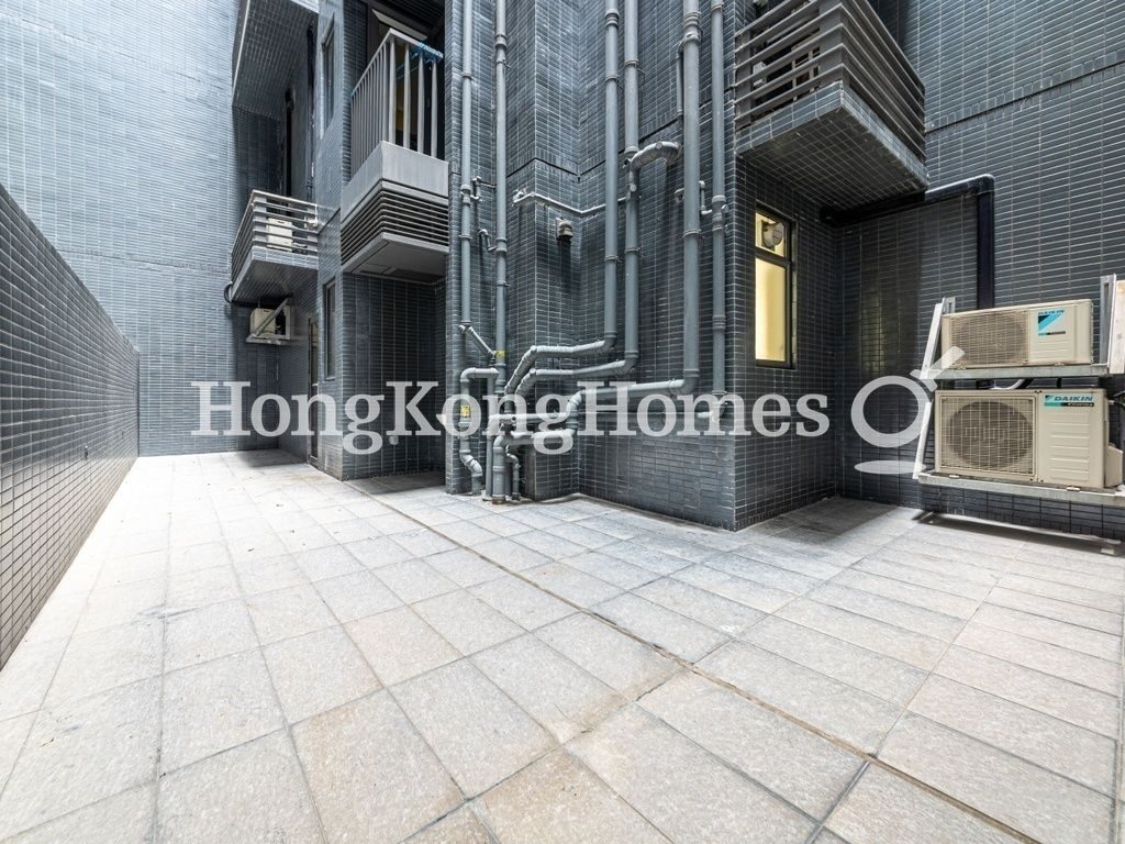 Private Terrace off Store Room — Novum West - Tower 3, Western / Kennedy Town